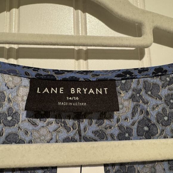 Lane Bryant Satin Blue Floral Blouse NEW 14/16 - Picture 6 of 8